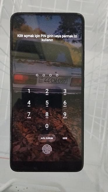 Redmi smartfon - Arxa kamera: 108 MP əsas modul (üzərində “108MP