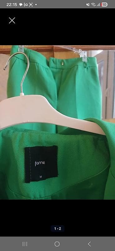 vilur destler: Brend: fame Ölçü: M Təsvir: - Zümrüd-yaşıl rəngdə qadın kostyumu — 1