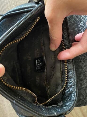 qaşlı çanta: A klass baha alinibaz ishledilib
deri canta Gucci — 2