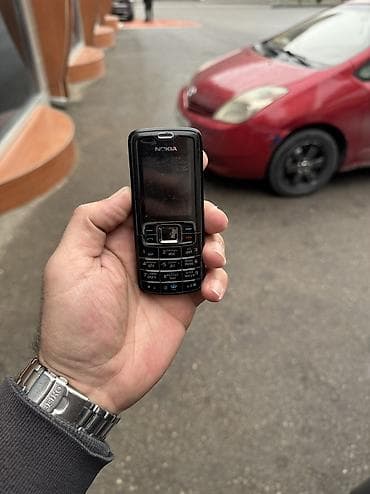 Компьютеры, ноутбуки и планшеты: Nokia 1, 2 ГБ, цвет - Черный, Кнопочный — 4