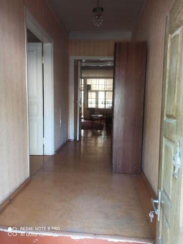 4 cü mikrorayon dairəsi: 4 otaqlı, 100 kv. m, Kredit yoxdur, Orta təmir — 8