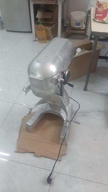 Mikser 600azn Montin 6409/2944 leli Sənaye tipli planetar mikser — 1