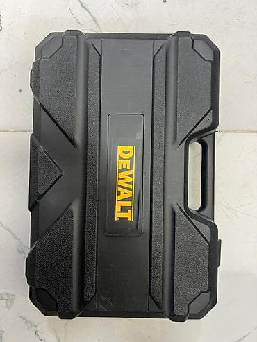 Elektrik əl alətləri: Dəst şəklində təqdim olunan DEWALT elektrikli perforator. Möhkəm — 1