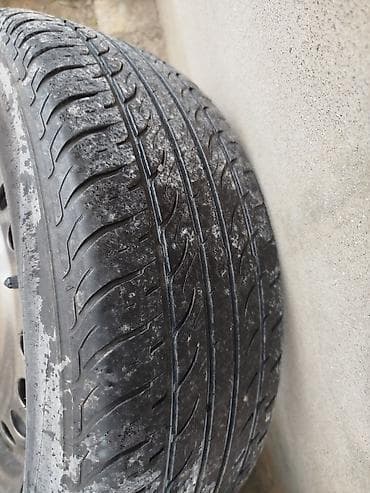 avto kar: 4 ədəd disklə birlikdə təkər komplekti. Xüsusiyyətlər: - Disklər — 2