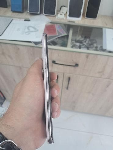 ipad 4 pro: Xiaomi 13 Lite, 128 GB, rəng - Gümüşü, 
 Barmaq izi — 5