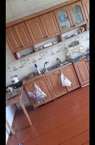 kapsul ev: Təcili i Ev satilir bilesuvar rayonu kuce menteqe bazara yaxin — 5