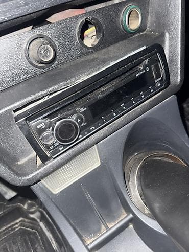 kalonkalar maşın ucun: Avtomobil audio sistemi komplekti - Maqnitola: Pioneer (Mixtrax — 4