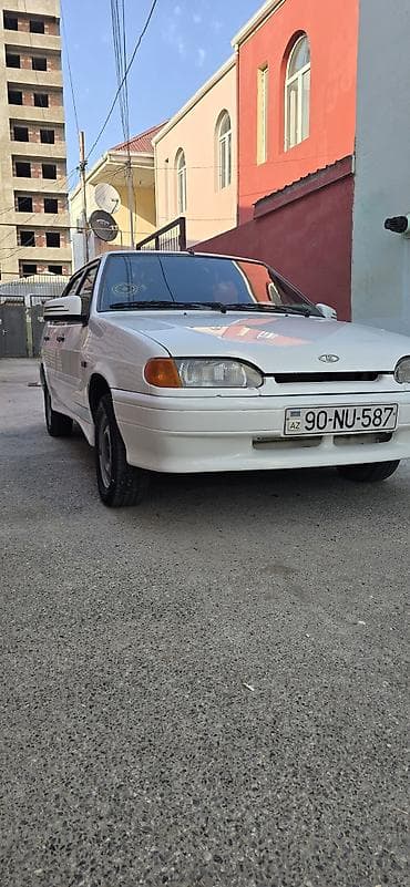 LADA 2114 Samara – 4 qapılı hetçbek, ağ rəng. Texniki və