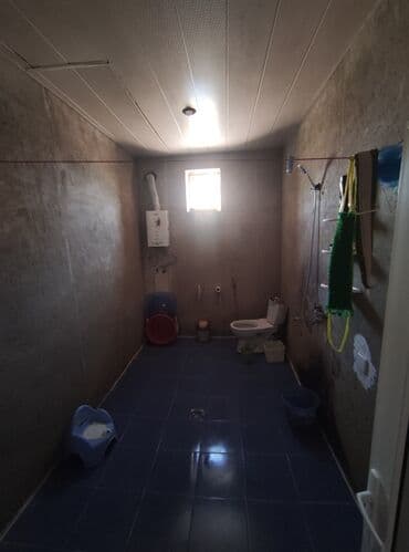 yevlaxda evler: 3 otaqlı, 3 kv. m, Təmirsiz — 6