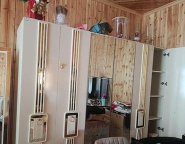 Tofas: İkinəfərlik çarpayı, Dolab — 1