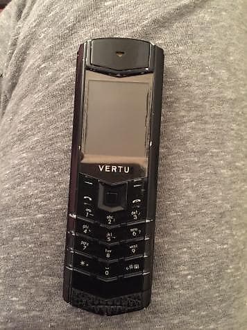 lc telefon: VERTU SIGNATUR normal ishdiyir arginalnan bire birdi a klasdi rial — 1