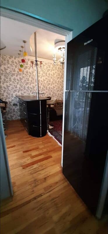 əcəmi: Mənzil kirayə verilir. Ecemide metroya 15 metr mesafede 4 otaq 1 i — 10