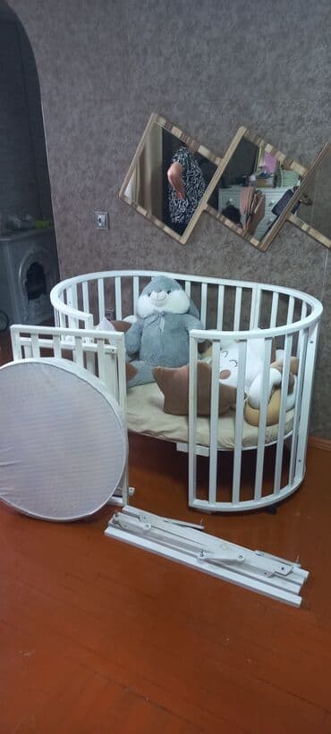 1 ayliq usaq sekilleri: Oğlan və qız üçün, Yumru, Beşik, Dəst ilə, Matras ilə, Yellənmə mexanizmsiz — 1