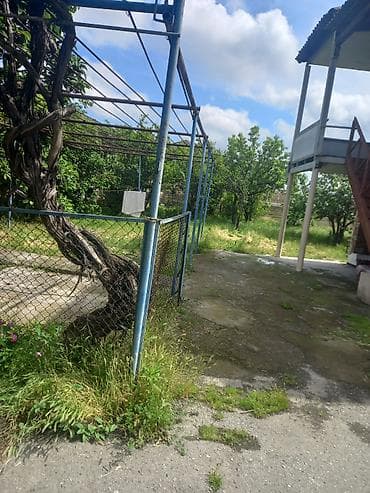 1 otaqli ucuz evler: Bərdə, 4 otaqlı, Köhnə tikili, 8 kv. m — 2