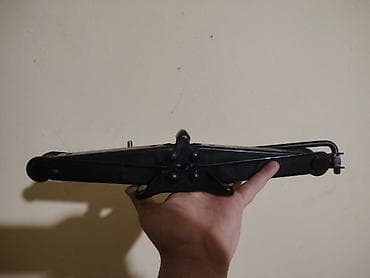 damkratlar: Avtomobil üçün mexaniki “qayçı” tipli domkrat - Növ: Mexaniki qayçı — 1