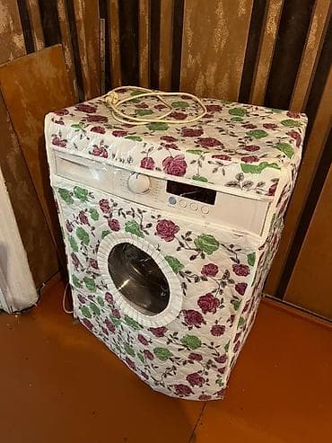 evlərin kirayəsi 1 otaqlı: Kirayə mənzil – 2 otaqlı, mebellə - Geniş qonaq otağı: taxta mebel — 8