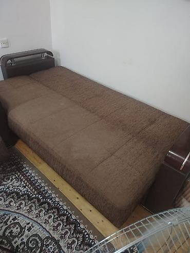 divan krislo: Divan kreslo . acilir. Bine . Qiymet 300 manat. Zehra.x m — 2