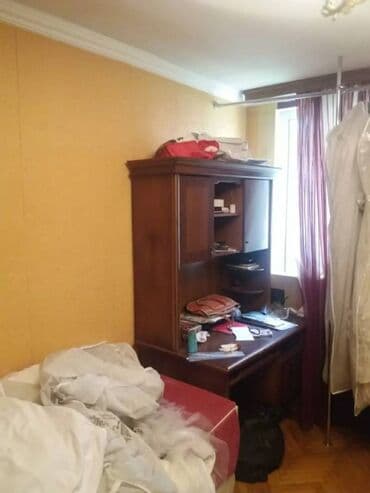 yeni guneslide 5 otaqli evlerin qiymeti: Bakı, 4 otaqlı, Köhnə tikili, m. Gənclik, 105 kv. m — 6