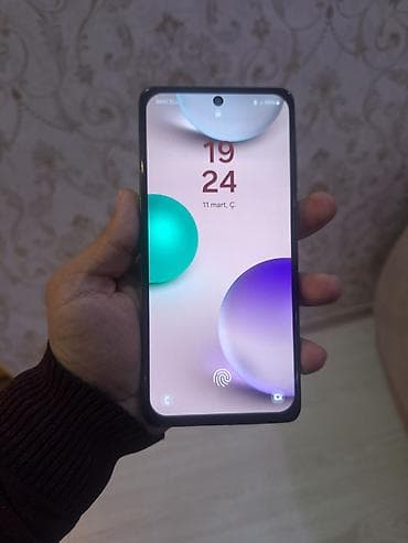 samsung watch 5: Samsung Galaxy A52, rəng - Qara — 3