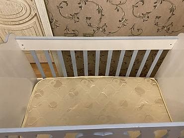 Oğlan və qız üçün, İşlənmiş, Dördbucaq, Beşik, Dəstsiz, Matras ilə, Yellənmə mexanizm ilə — 3