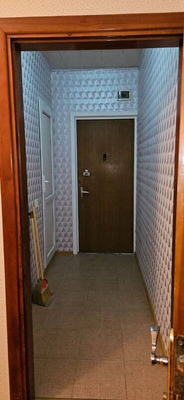 ist petrol tbilisi prospekti: Memar əcəmi metrosu Əcəmi molnan üzbəüz 5 mərtəbəli binanın 5-ci — 12