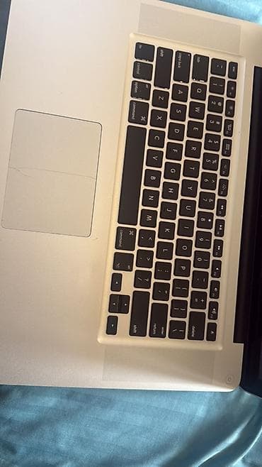 hdd 1tr: Apple MacBook Pro (alüminium unibody) - Ekran: 15 düym LED, şüşə — 4