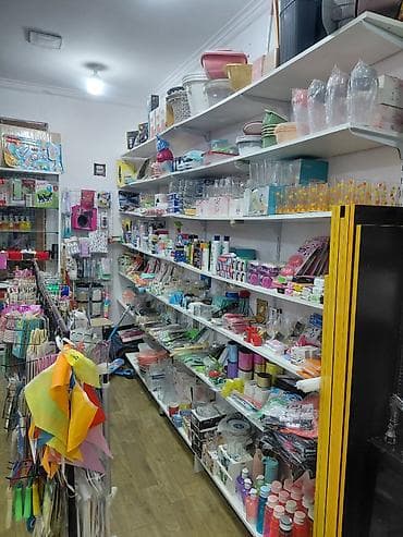 Məhsul/xidmət: Oyuncaqlar və məişət malları mağazası üçün geniş