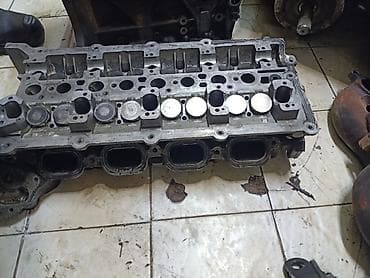 bmw oturacaqlar: Mühərrik silindr başlığı (V6/V8 tipli, 4 klapanlı silindr — 3