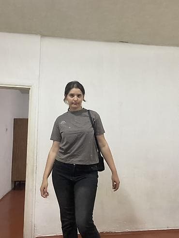 kişi əl çantası: Salam model işi axtarıram ünvan Bakı — 2