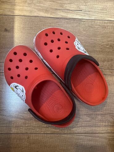 Qız üçün, 34, Crocs