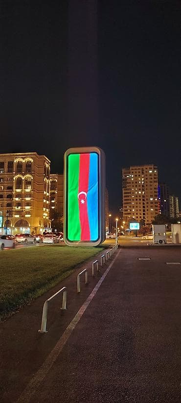 Kassirlər: Salam satici isi axtariram maas 650den asagi olmayan is saati en gec — 1