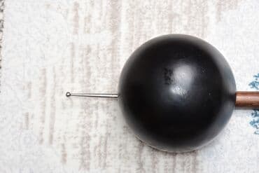 Saz: Kamança xalq çalğı aləti. Çox dəyərlidir. Üstündə çexol, əlavə simlər — 9