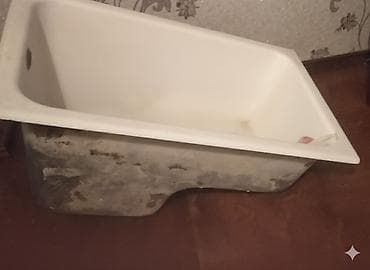 Двери и комплектующие: Cuqun vanna yaxsi vezyetdedir
ölcusu:106×71 — 2