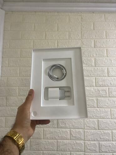 Printerlər: Apple iPad planşet - Rəng: Gümüş - Korpus: alüminium, düz kənarlı — 1