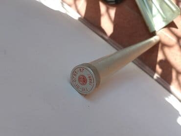 juqut satilir: Qayiq ucun avarlar satilir, 3 yere qatlanir, islenmeyib, sovetin — 3