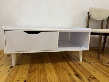 ag tut: Düz masa, Açılmayan, Təkərsiz, Parlaq laminat — 6