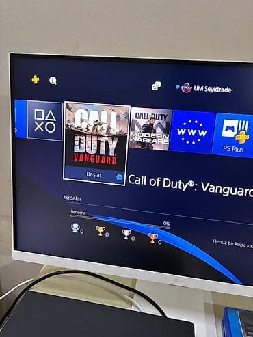 ps4 gamepad: LG 24” Full HD monitor + PlayStation 4 Pro (1TB) oyun dəsti Paketin — 3
