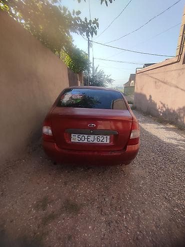VAZ (LADA) Kalina: 1.6 l | 2005 il 224489 km Sedan — 9