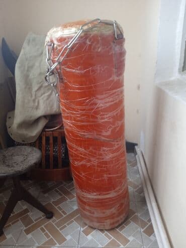 Maskalar, eynəklər: Ağır boks kisəsi (asqılı) - Rəng: narıncı -Orginal,temiz deri - — 1