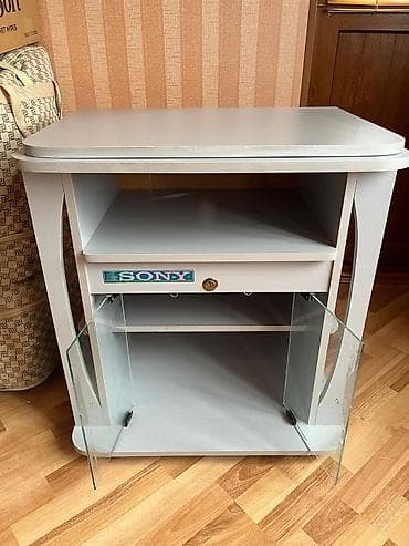 kabel aluminium: Düz TV altlığı, Polkalı, Şüşəli — 3