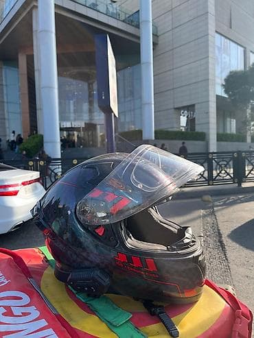 motolar: Motodartçılar üçün tam üzlü kaska – karbon lif dizaynı real alıcıya — 2