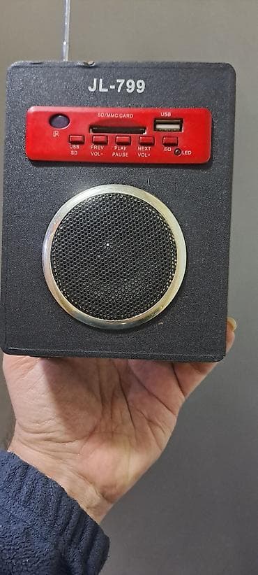 Mikrofonlar: Portativ musiqi dinləmə qurğuları paketi 1) RC-109 mini portativ — 3