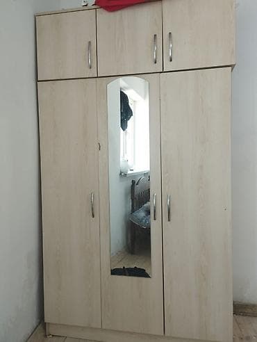 paltar dolab: Dolab 110azn Bineqedi 7674 leli Məhsul: Dolab - Model: 3 qapılı — 1