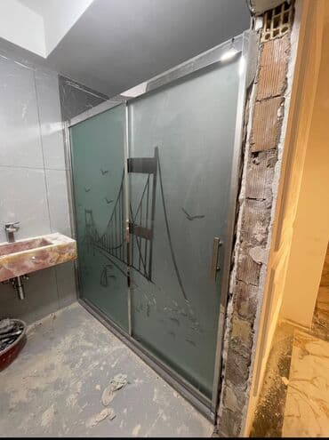 şüşələr: Arakəsmə, Künc üçün — 1