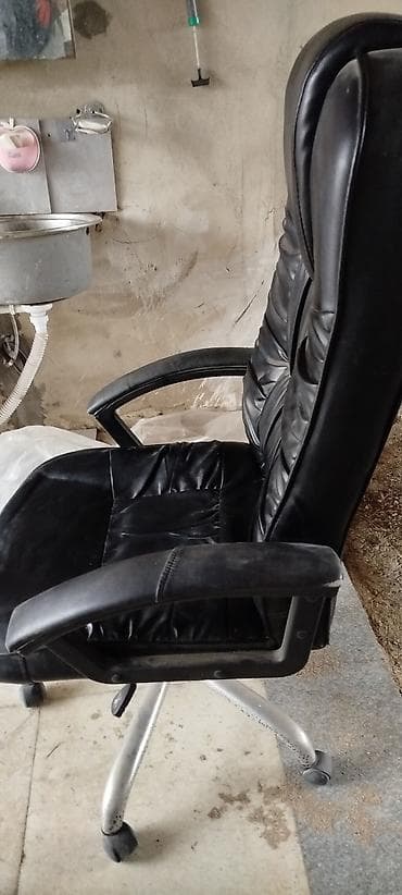 Дом и сад: С колесиками, Рукояти не регулируются, Кожзаменитель — 1