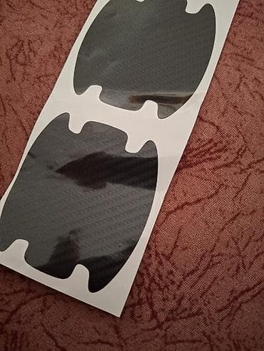 aftamabilər: TƏZƏDİR Avtomobil qapı dəstəyi üçün qoruyucu karbon vinil stiker dəsti — 3