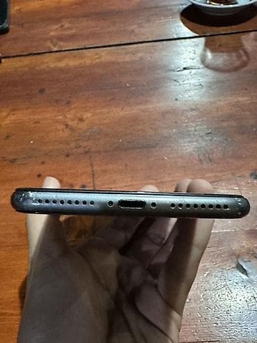 iphone 7 mini: IPhone 8 Plus, 32 GB, Jet Black, Barmaq izi — 5