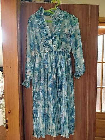 Uzun don – zərif fırfırlı dizayn - Rəng və naxış: Mavi və açıq