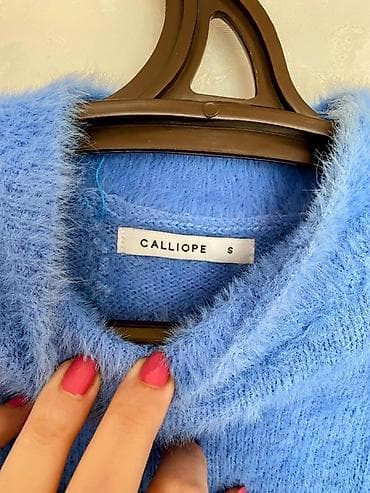 pull and bear: Calliope brendi – qadın sviteri - Rəng: açıq mavi (sky blue) - Ölçü — 2