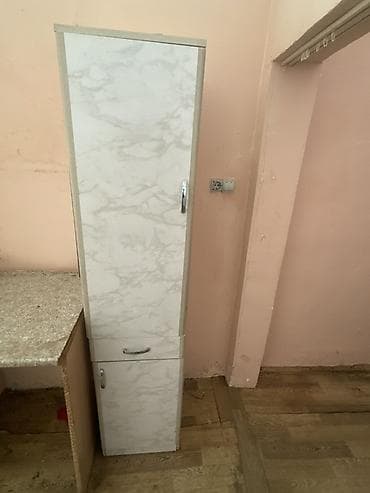 mətbəx skafi: Mətbəx üçün hündür şkaf - Material: laminat/DMF lövhə, mərmər naxışlı — 1